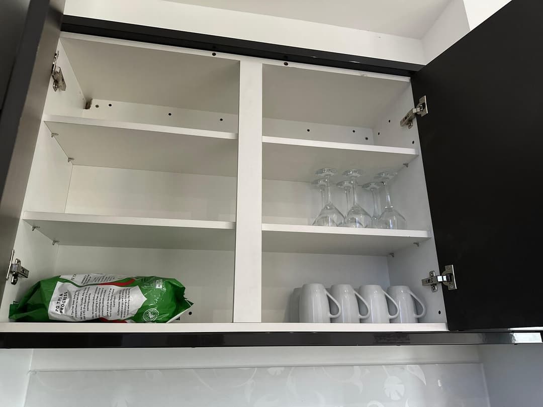 5 mins into City Centre - Modern 4-Bed House - View 9