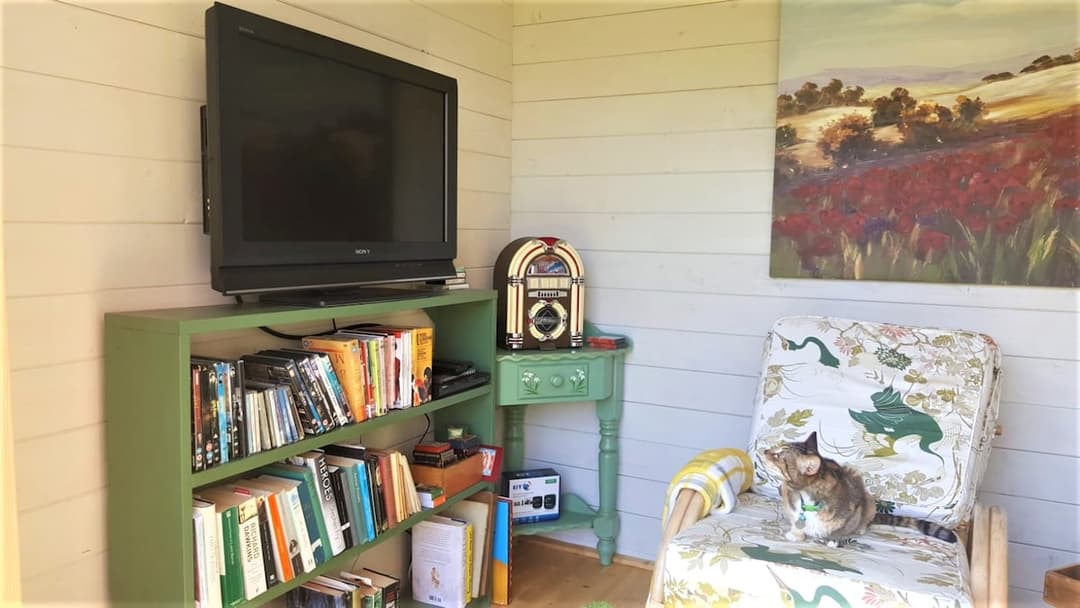 2 Bedroom Cottage, A Charming Home In Norfolk - View 5