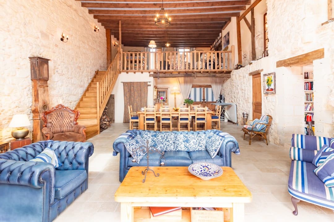 A Charming 4 Bedroom | 4 Bathroom Home | Jacuzzi - View 3