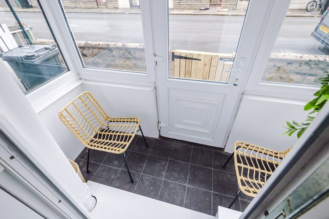 * New *3 Bedroom House Near Leeds City Centre - View 45