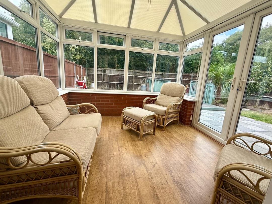 Spacious 4 Bed House with parking in Wolverhampton - View 21