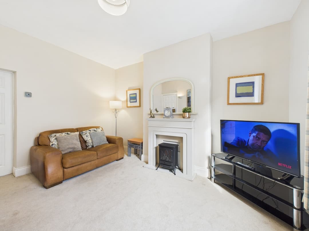Shiremoor/ Newcastle-upon-tyne. 3 Bedroom/4 Bed House - View 1