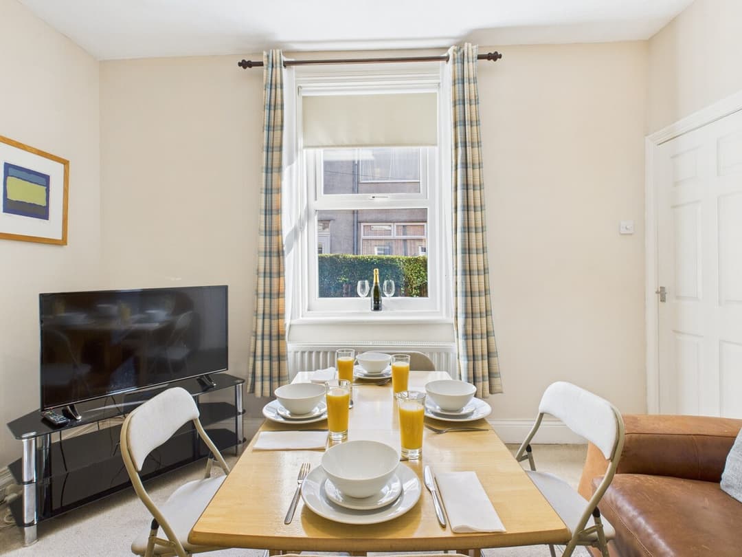 Shiremoor/ Newcastle-upon-tyne. 3 Bedroom/4 Bed House - View 3