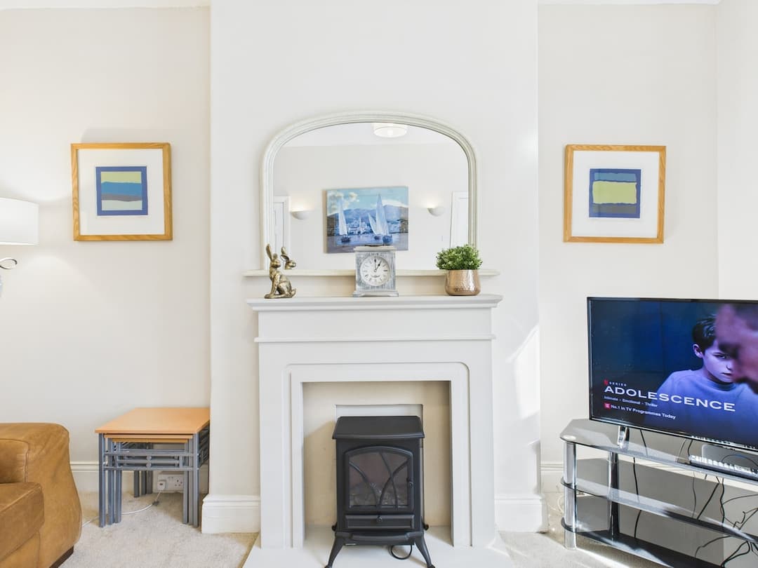 Shiremoor/ Newcastle-upon-tyne. 3 Bedroom/4 Bed House - View 7