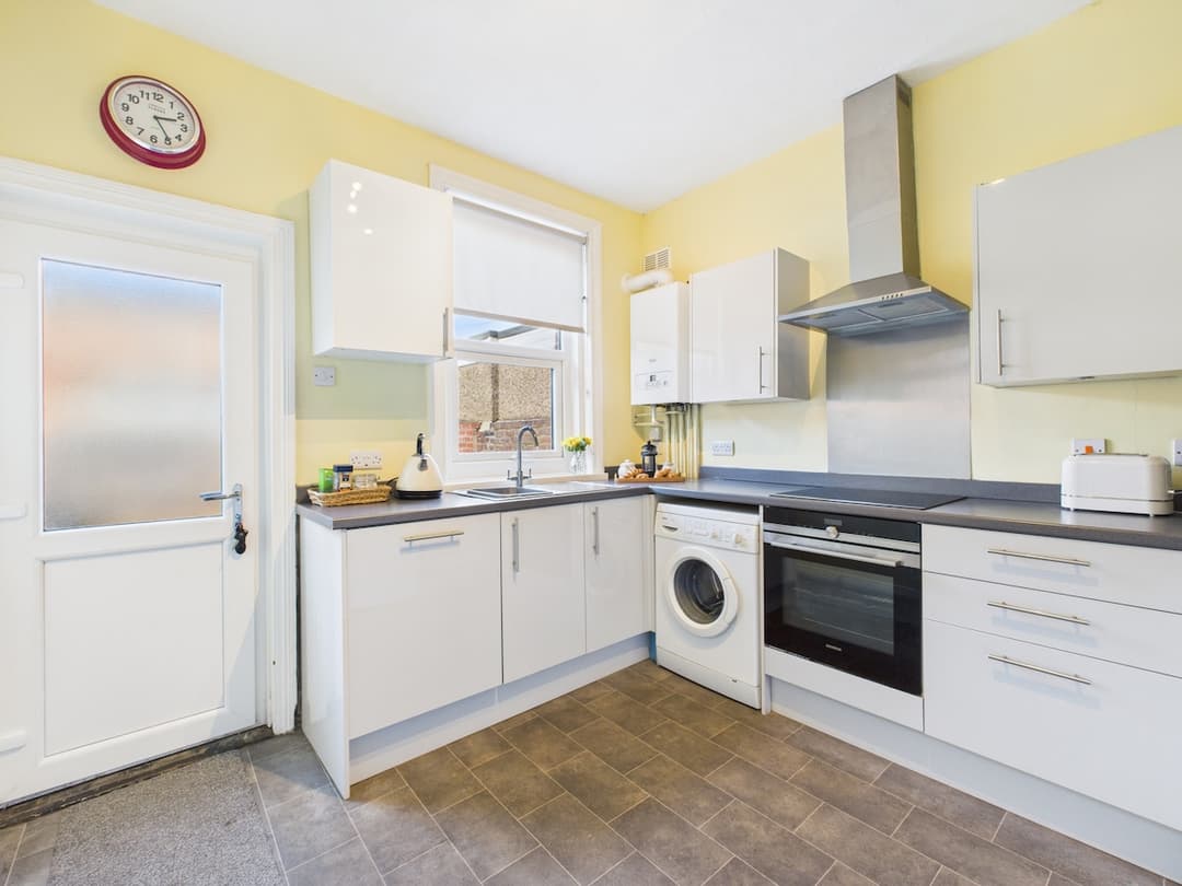 Shiremoor/ Newcastle-upon-tyne. 3 Bedroom/4 Bed House - View 10