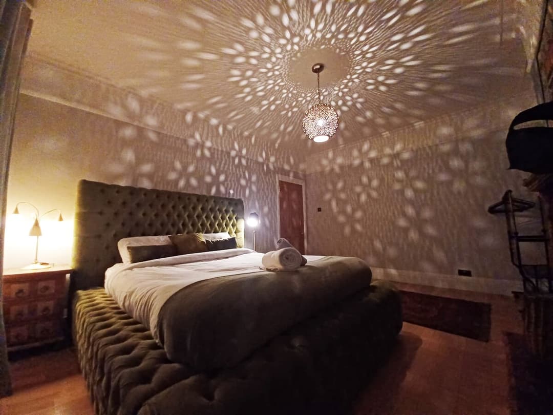 The Kingsize Suite Watford Nr Warner Bros - View 3