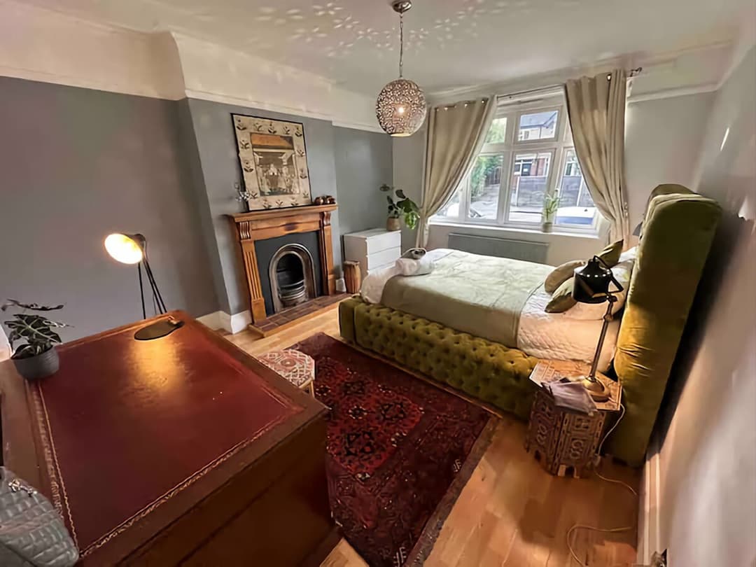 The Kingsize Suite Watford Nr Warner Bros - View 8