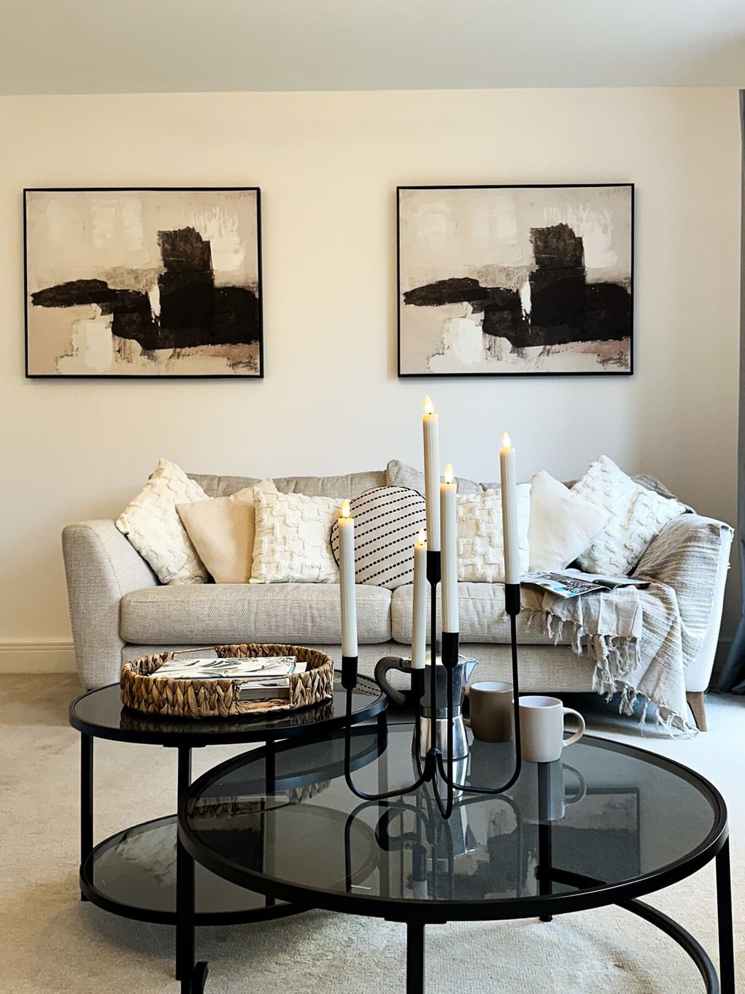 4 Bedroom Heathrow Home | Sleeps 6 | Free Parking - View 5