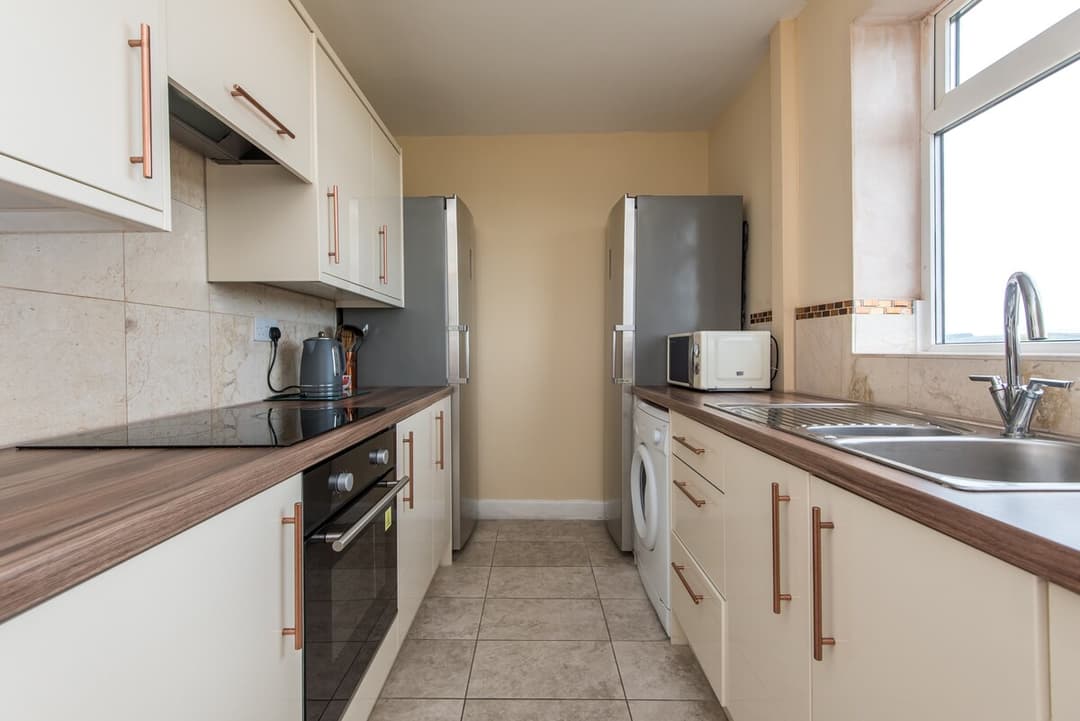 2 Bedroom House Durham - View 5