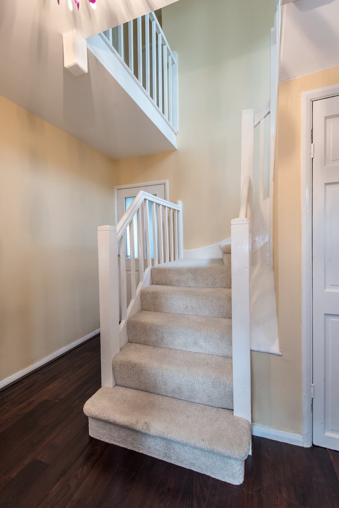 2 Bedroom House Durham - View 9