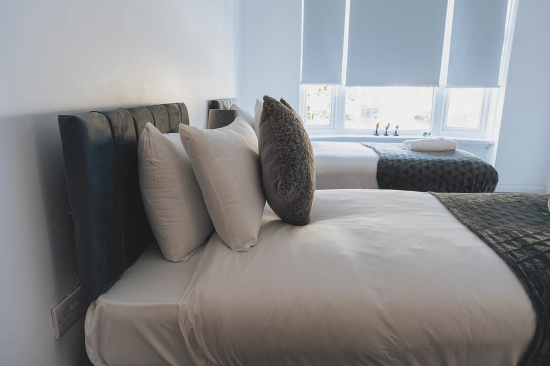 Stylish 3BR Stay by Hampden No 161 | Free Parking - View 3