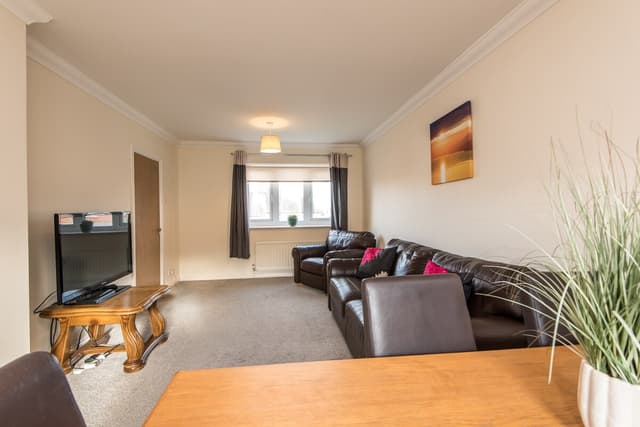 3 Bedroom House Langley Park Durham - View 2