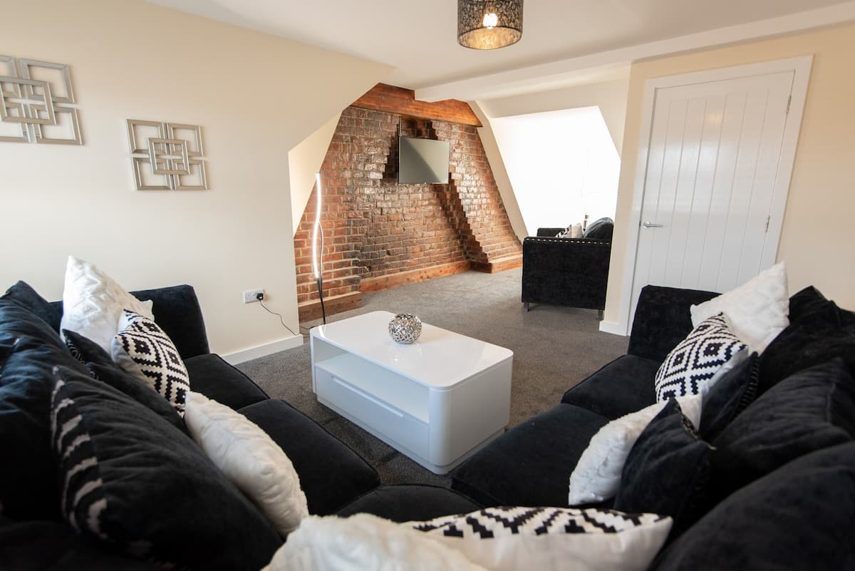 2 Bedroom Home Langley Park