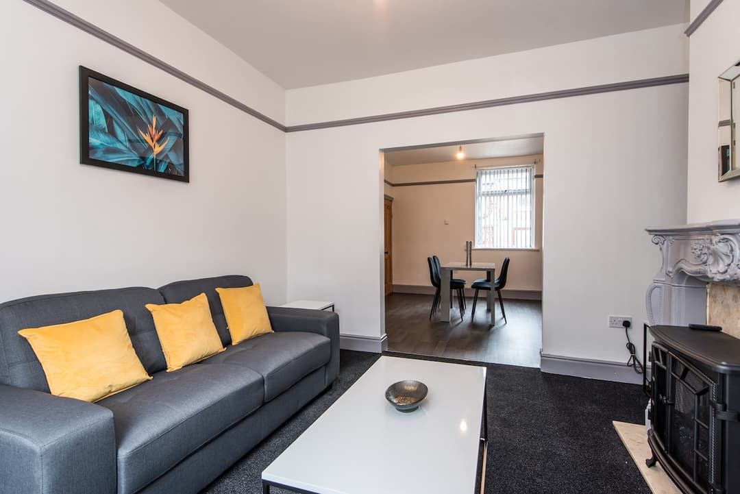 3 Bedroom House Darlington - View 1