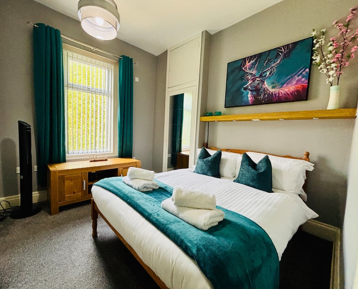 1 Bedroom Apartment