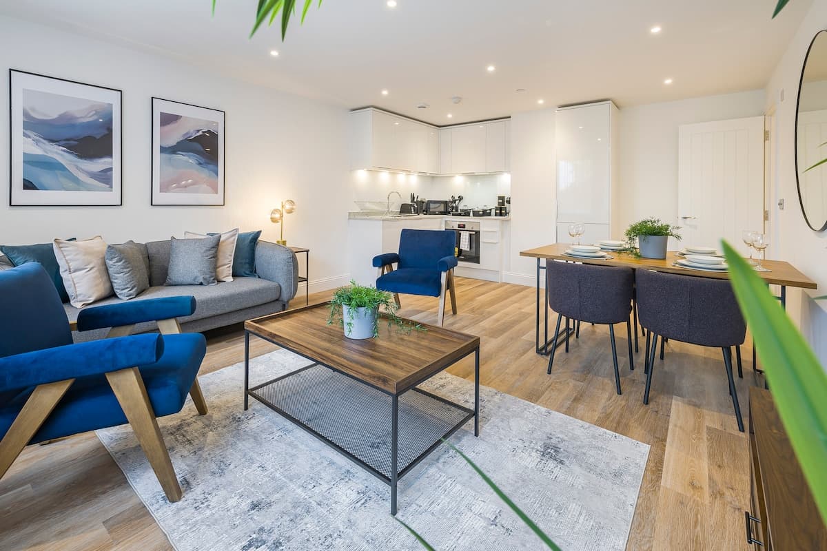 2 Bedroom Apartment