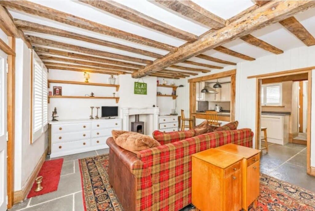 1 Bedroom House