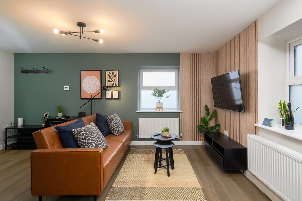 2 Bedroom Apartment