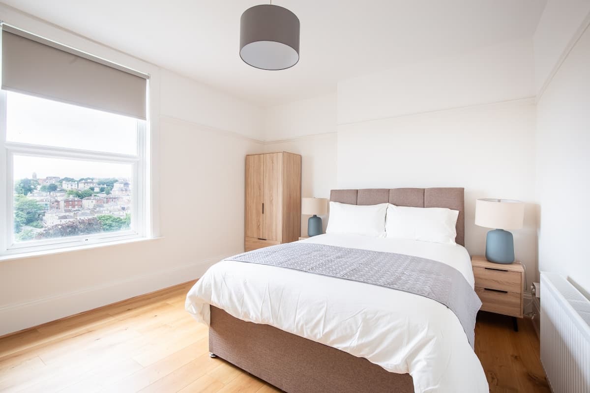 2 Bedroom Apartment