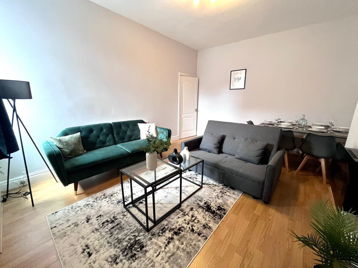 2 Bedroom Apartment