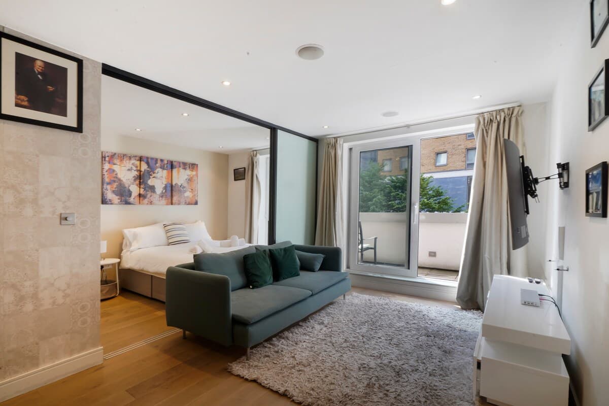 1 Bedroom Apartment