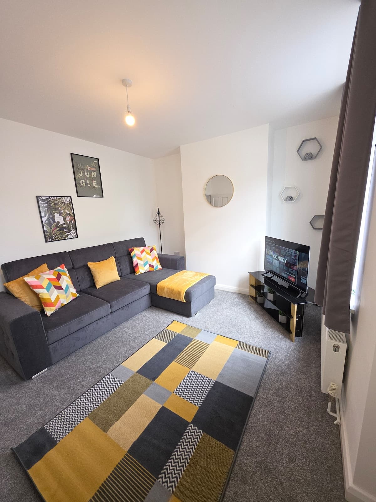 2 Bedroom House