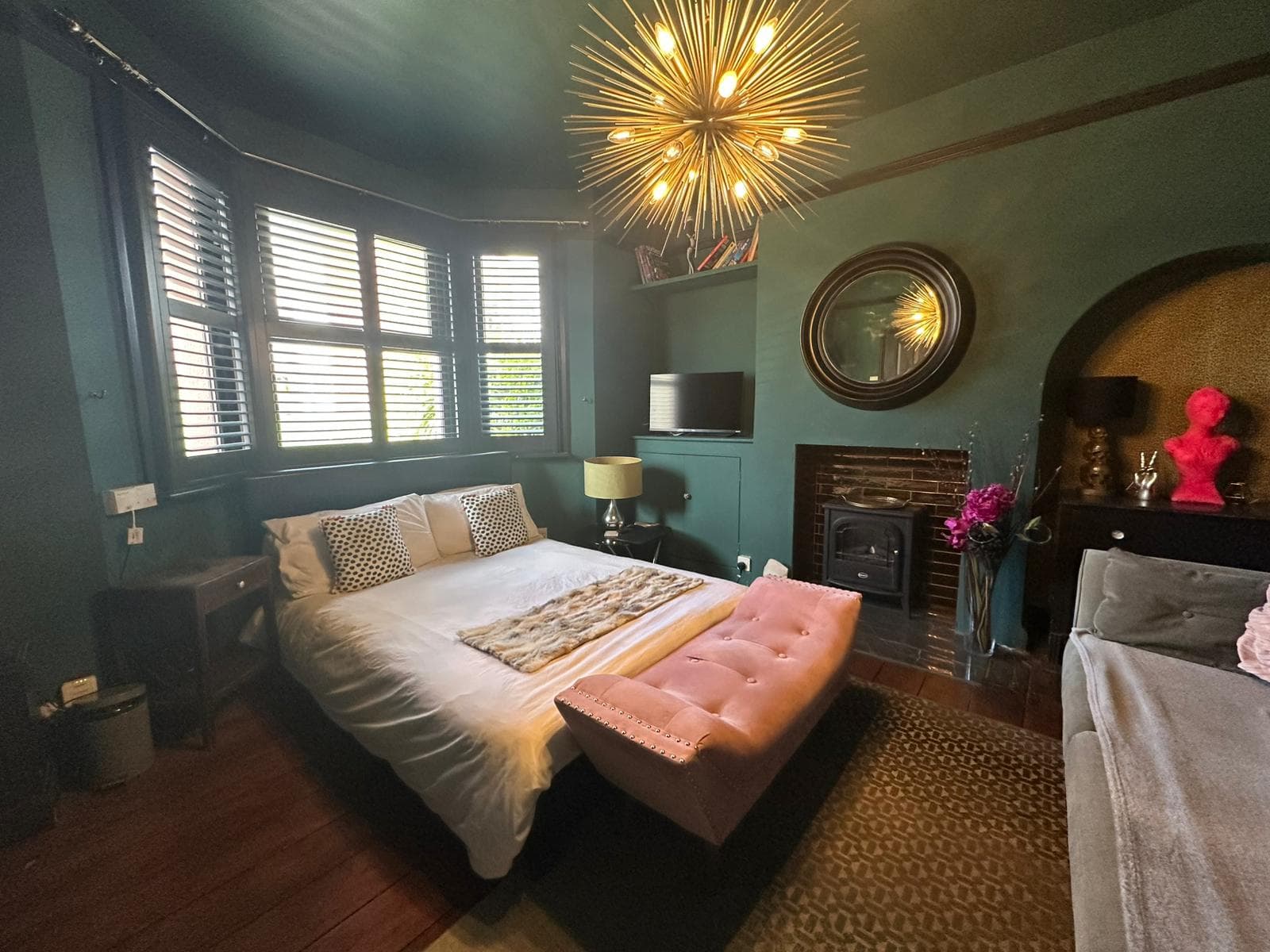 4 Bedroom Apartment