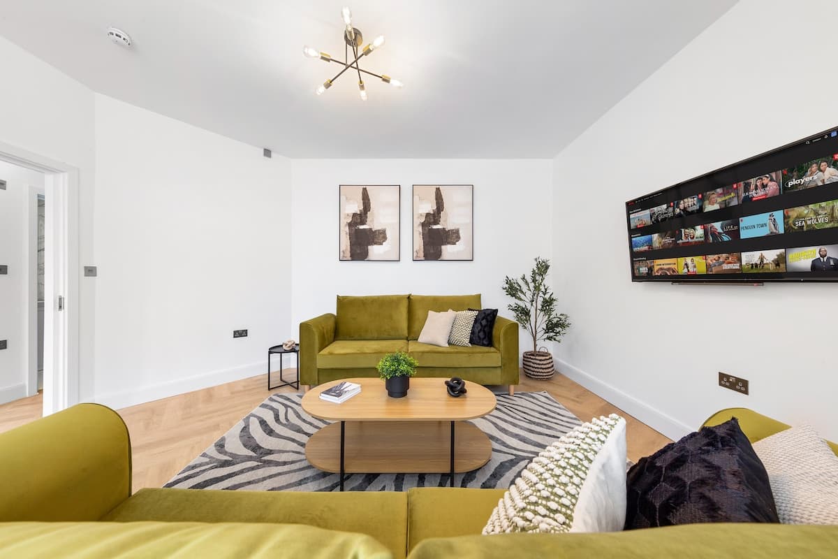 4 Bedroom Apartment