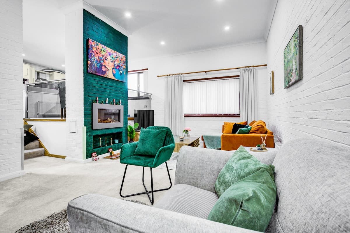 5 Bedroom House