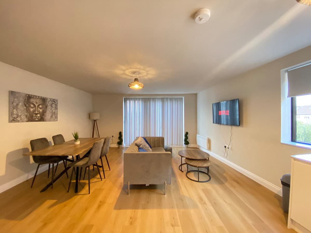 2 Bedroom Apartment