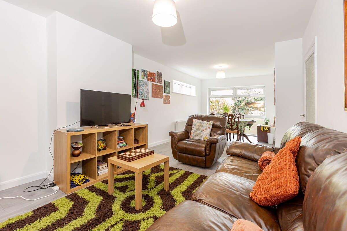 2 Bedroom House