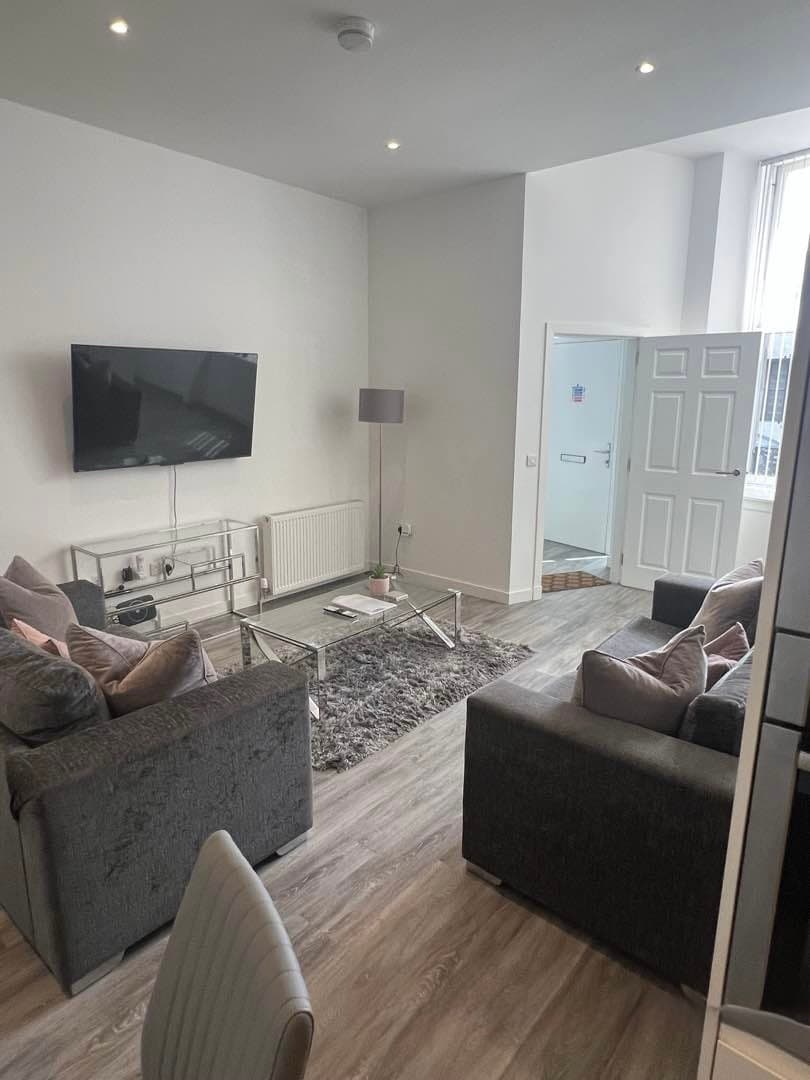 2 Bedroom Apartment