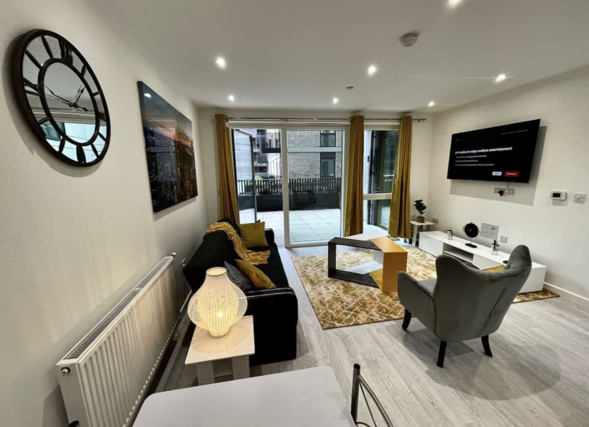 2 Bedroom Apartment