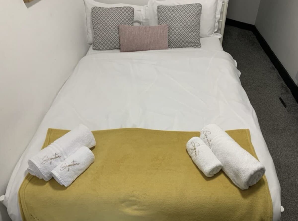 1 Bedroom House