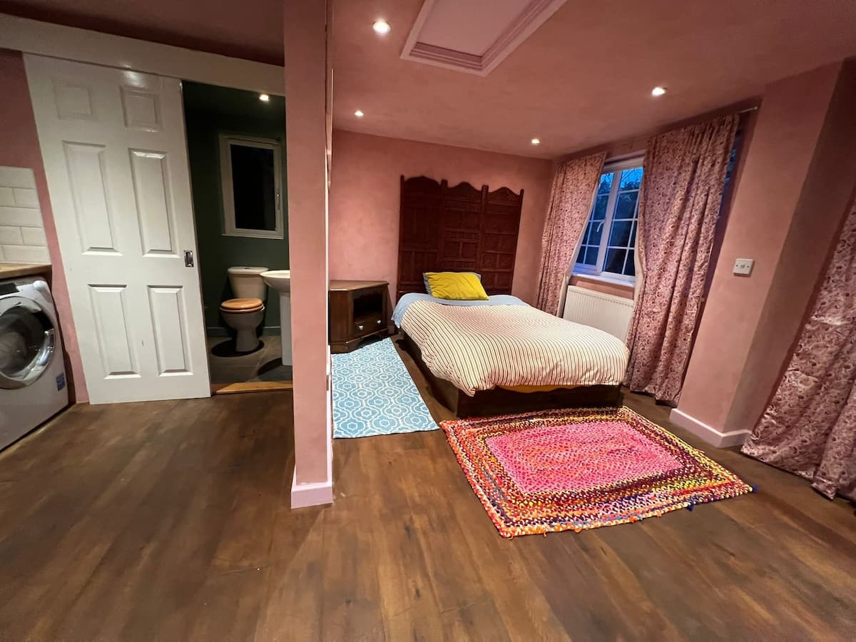 1 Bedroom Guesthouse
