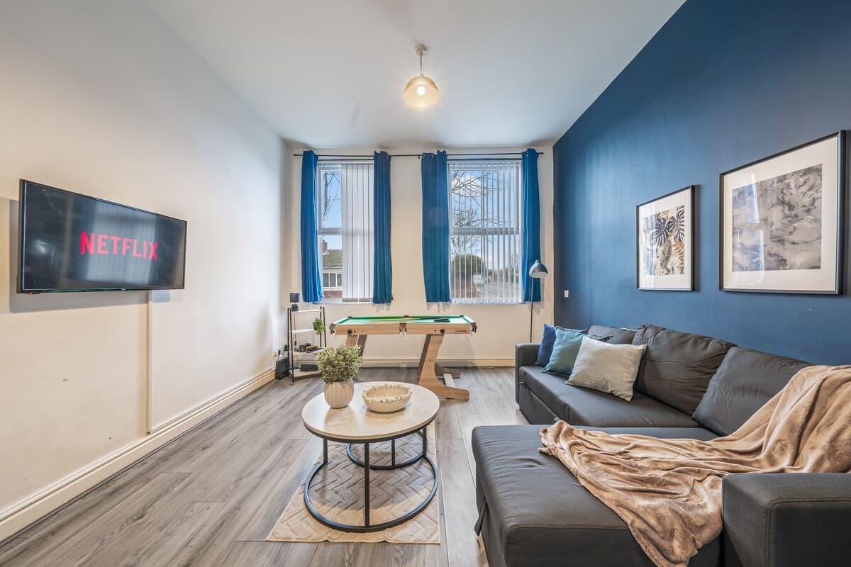 2 Bedroom Apartment