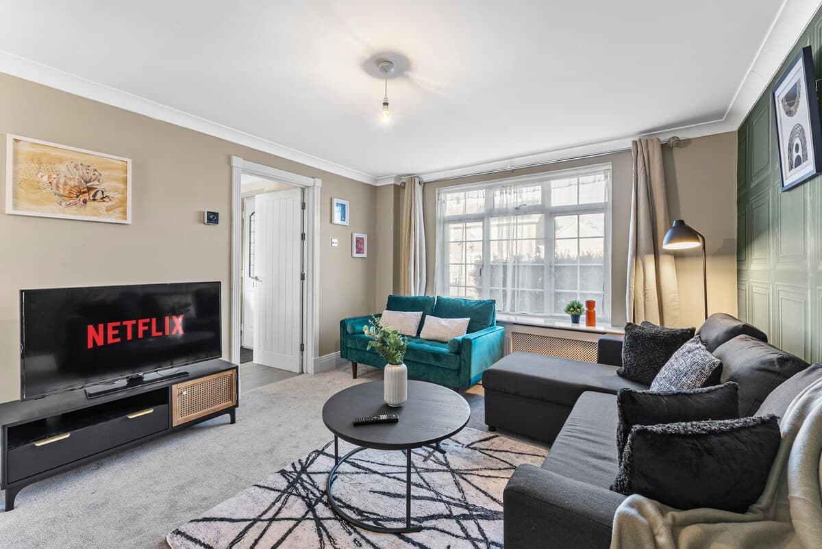 4 Bedroom House