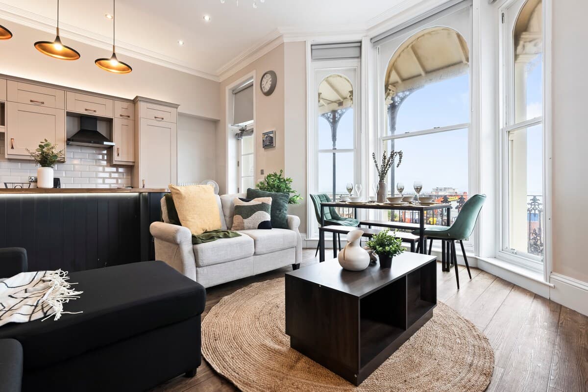 2 Bedroom Apartment