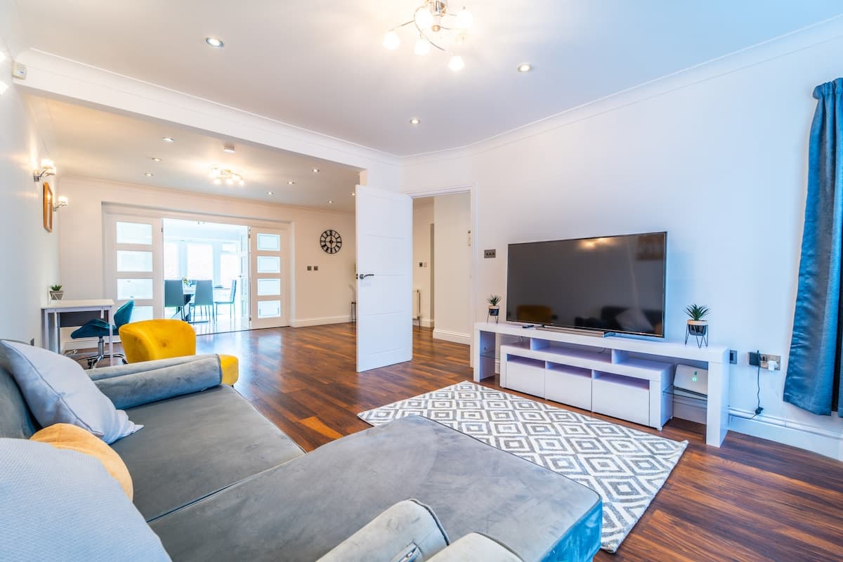 4 Bedroom House