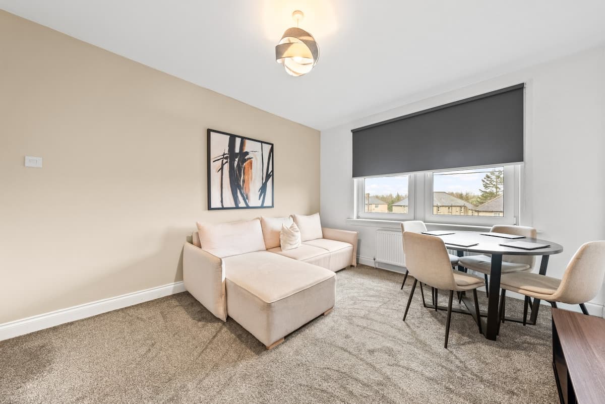 2 Bedroom Apartment