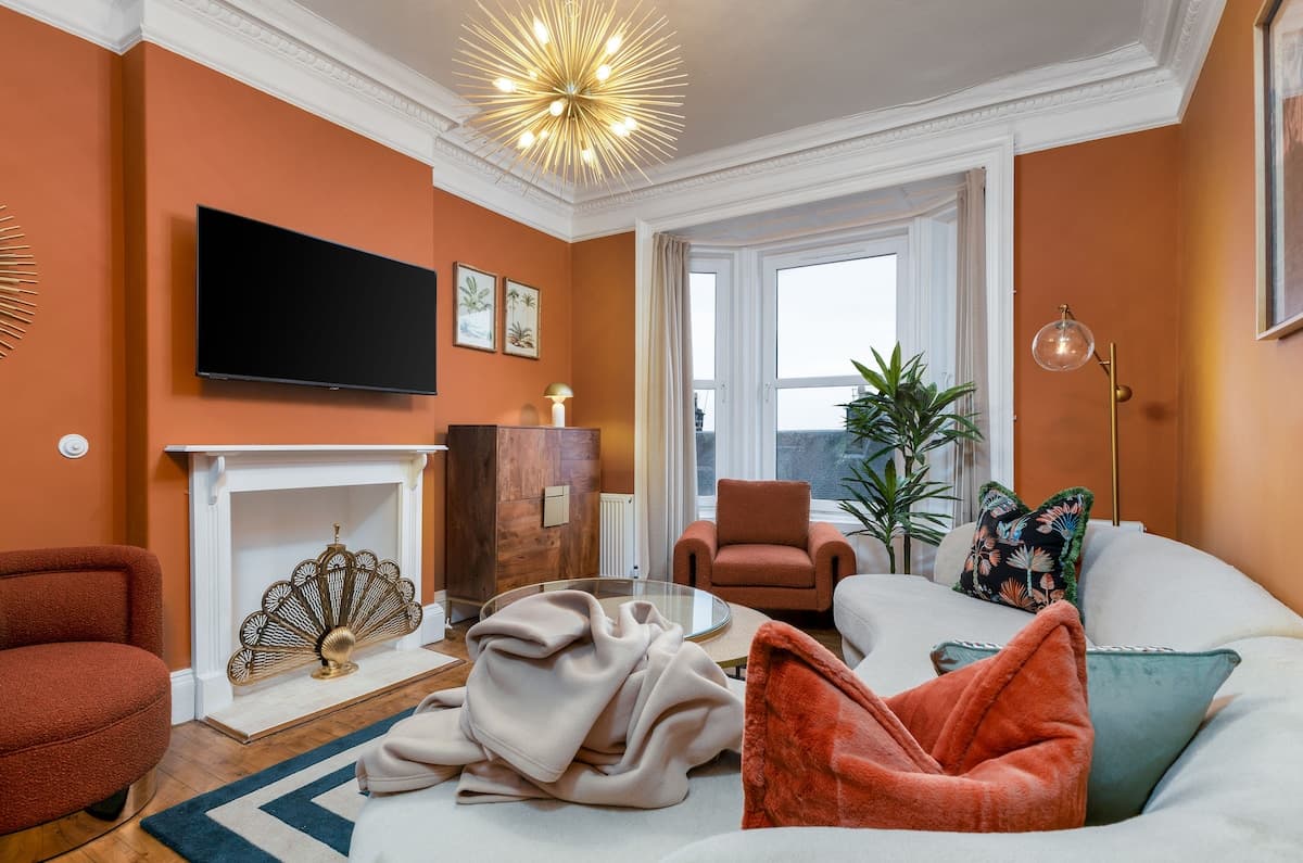2 Bedroom Apartment