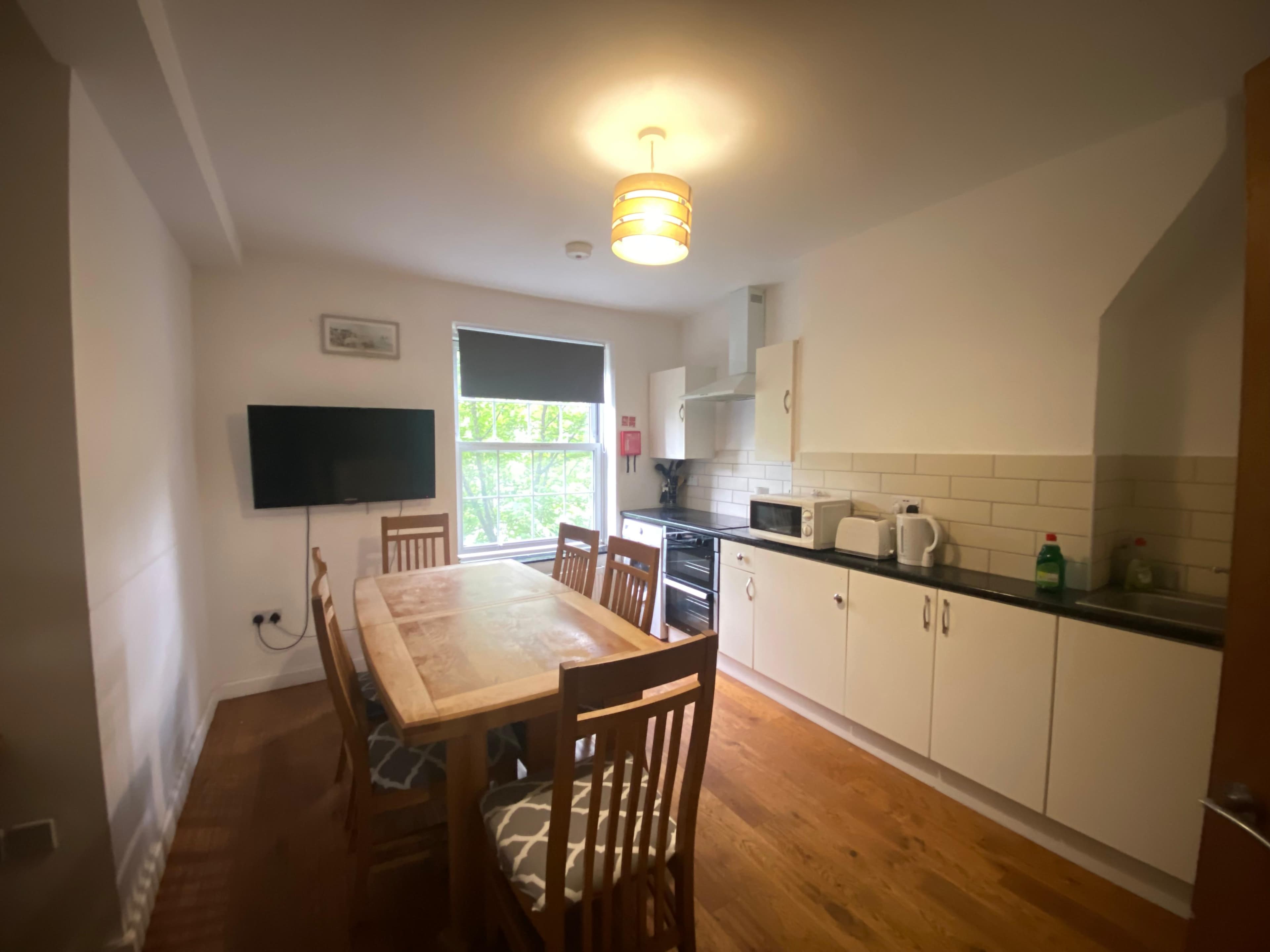 4 Bedroom Apartment