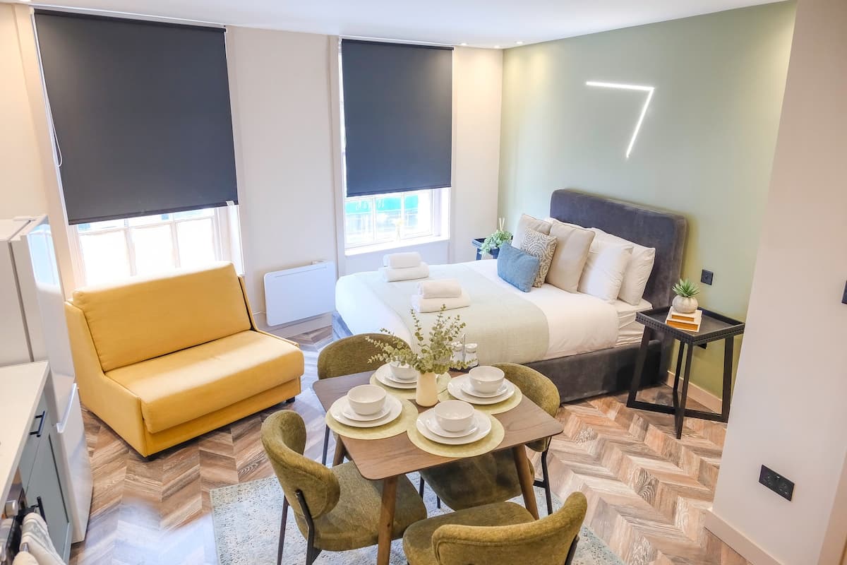 3 Bedroom Apartment