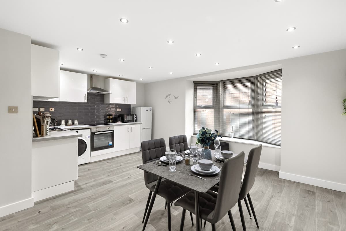 3 Bedroom Apartment