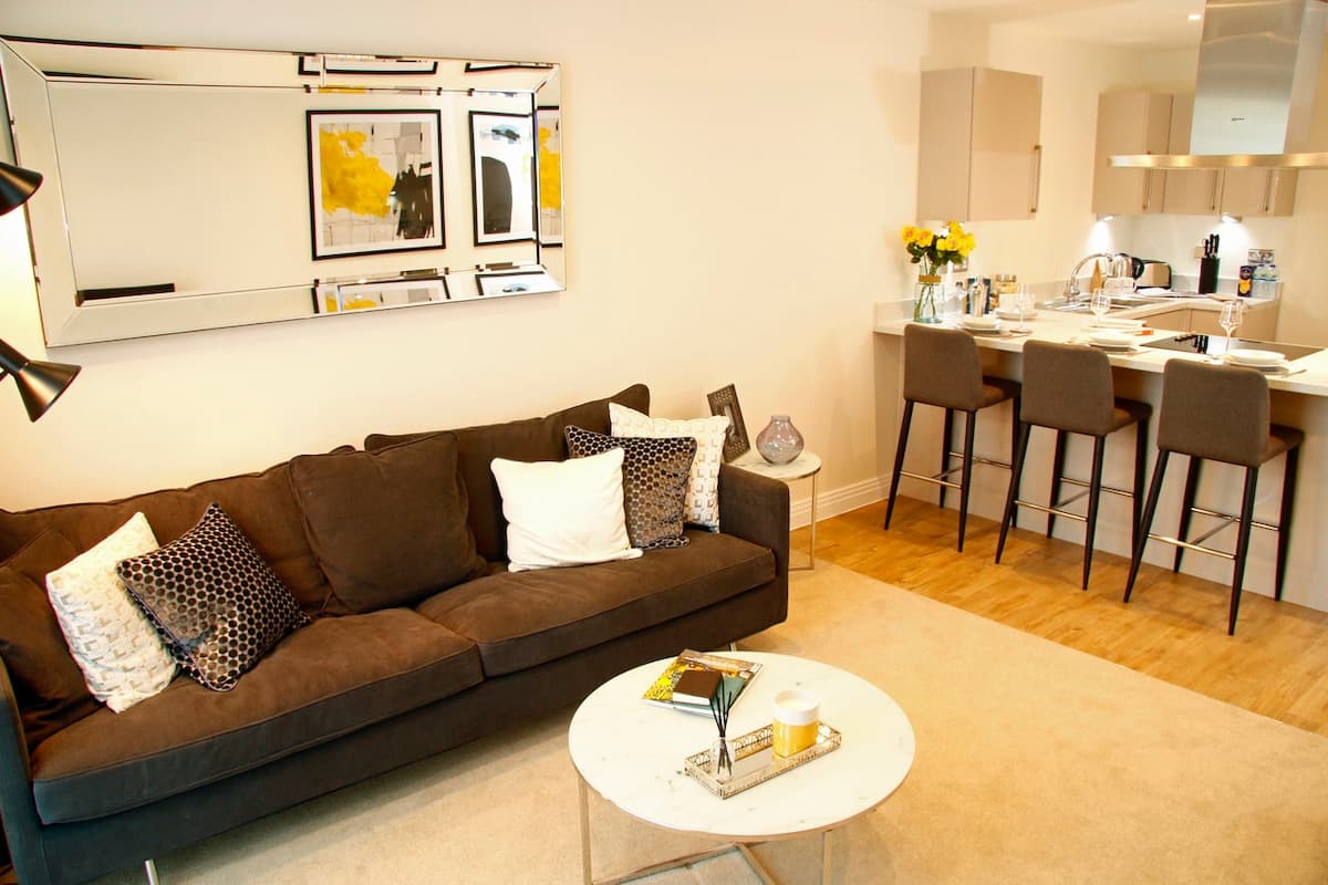2 Bedroom Apartment