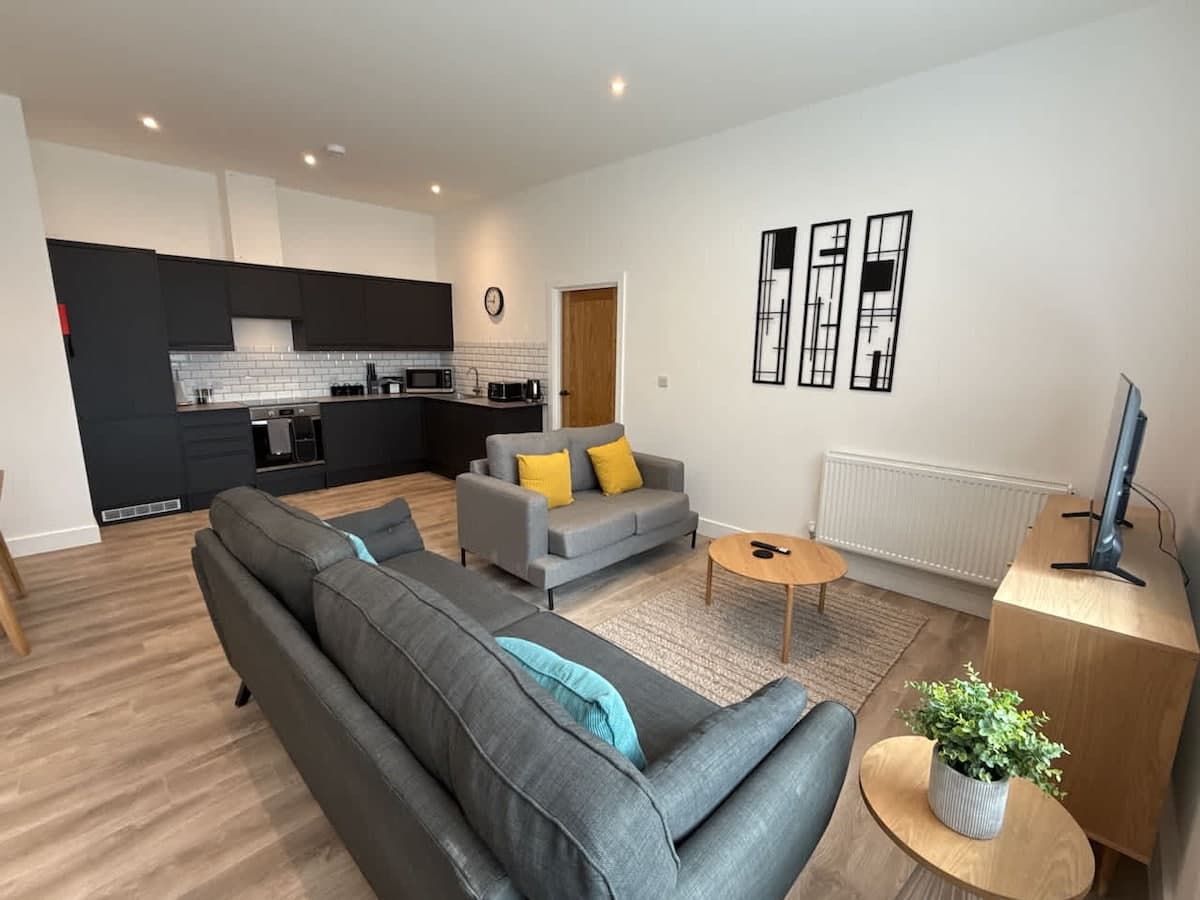 1 Bedroom Apartment