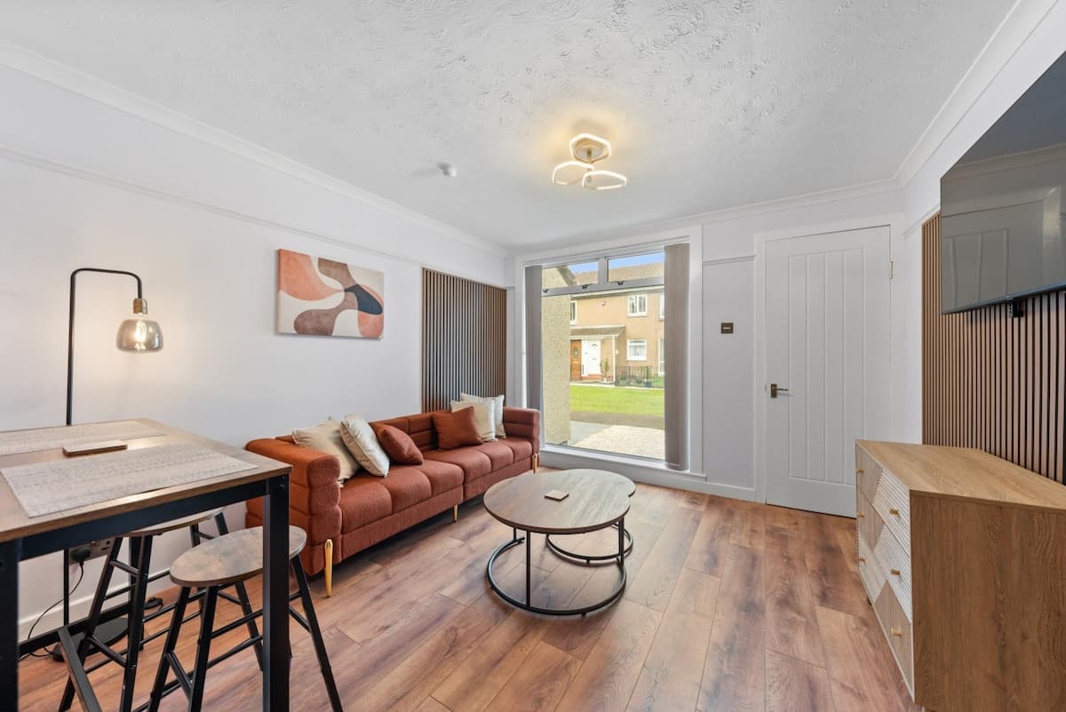 1 Bedroom House
