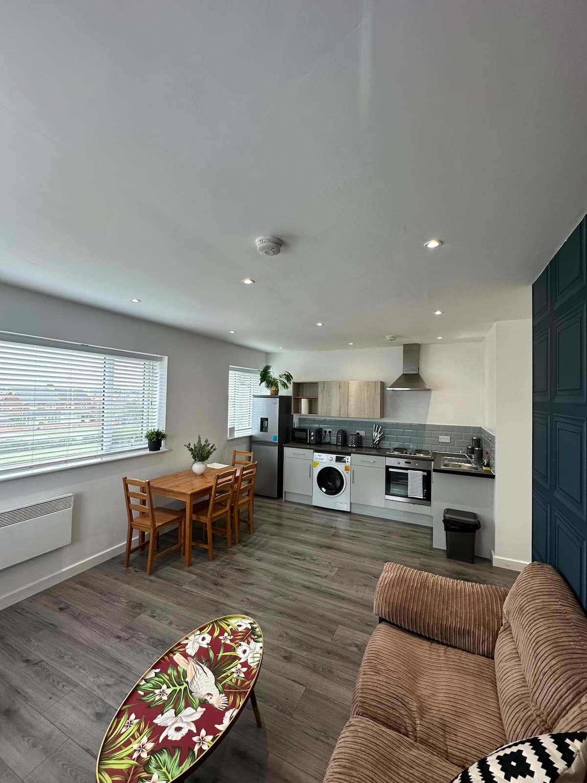 2 Bedroom Apartment