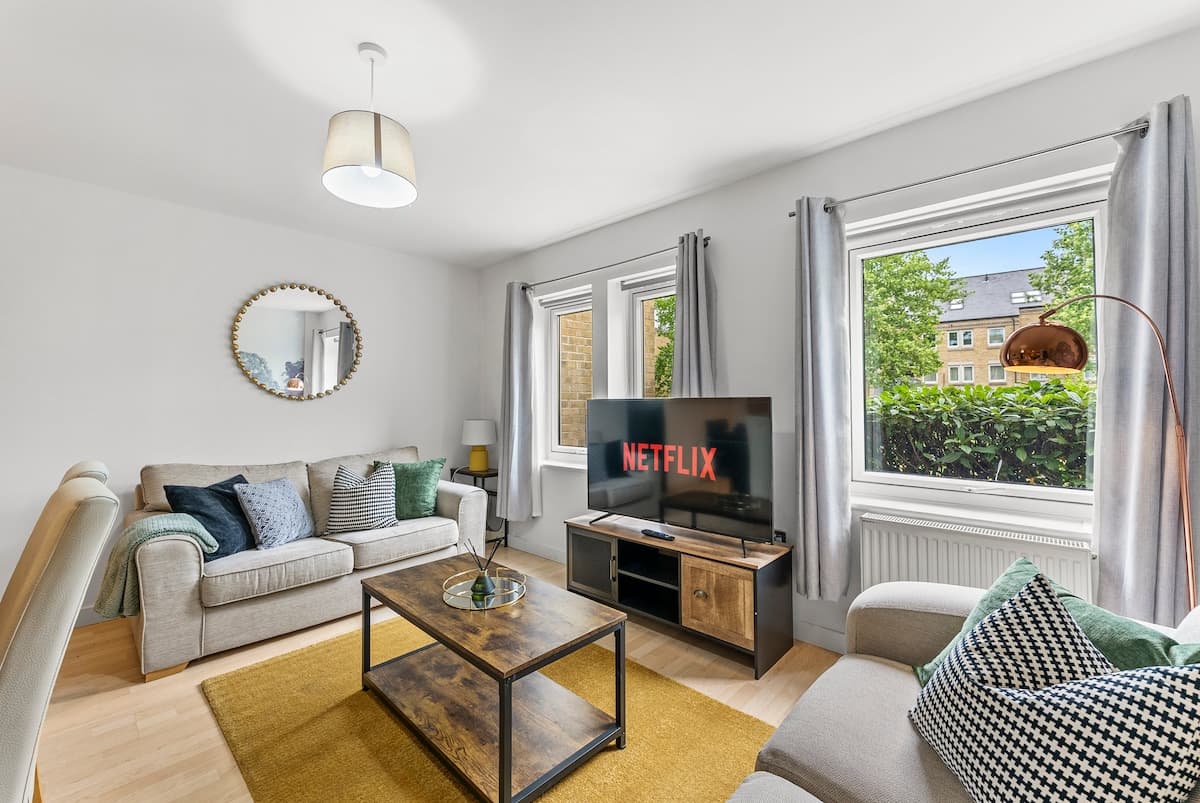2 Bedroom Apartment