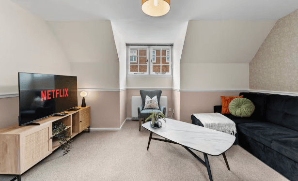1 Bedroom Apartment